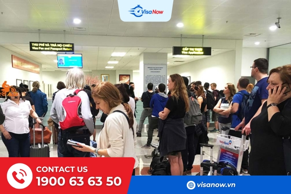 Vietnam visa on arrival at the Tan Son Nhat airport